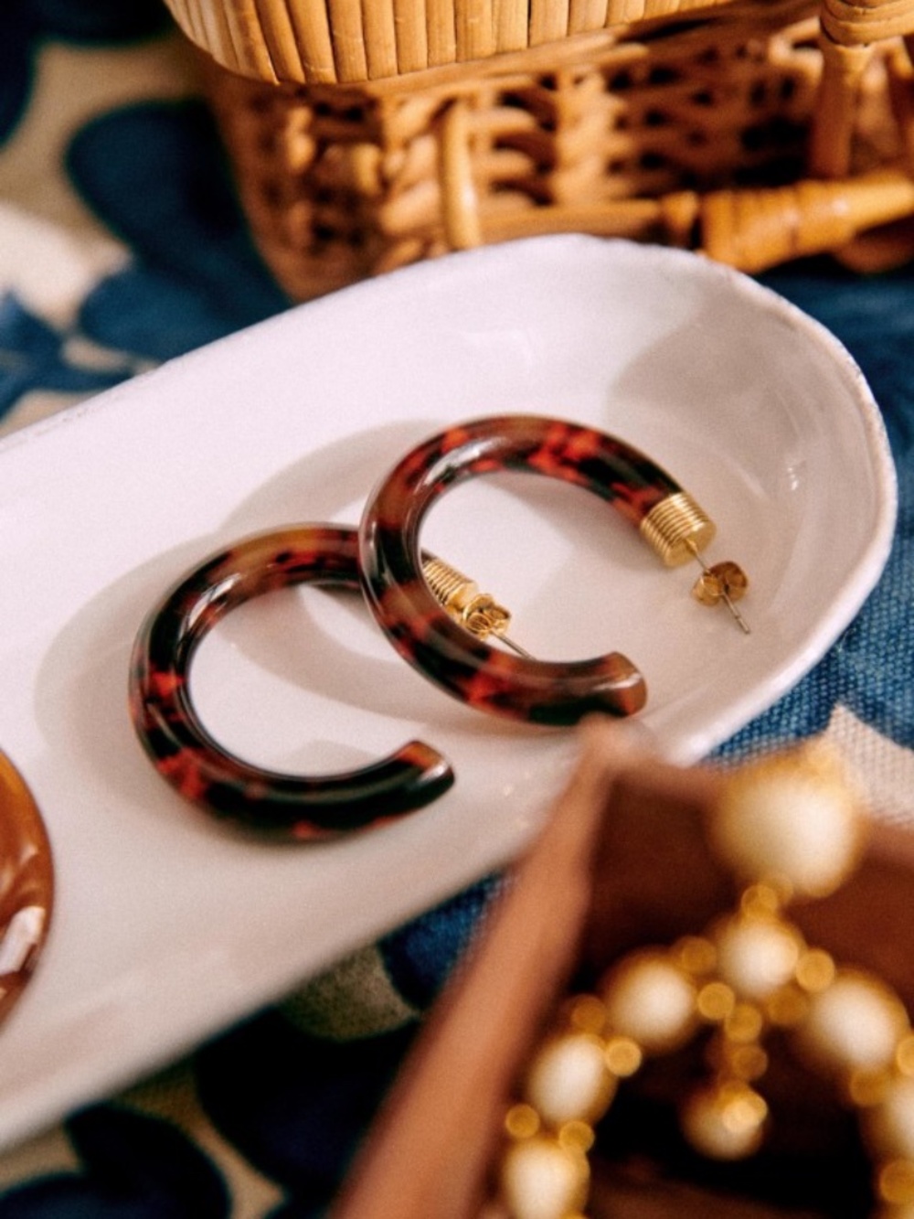 SEZANE AVRIL HOOP EARRINGS Brown Tortoiseshell - Picture 3 of 4